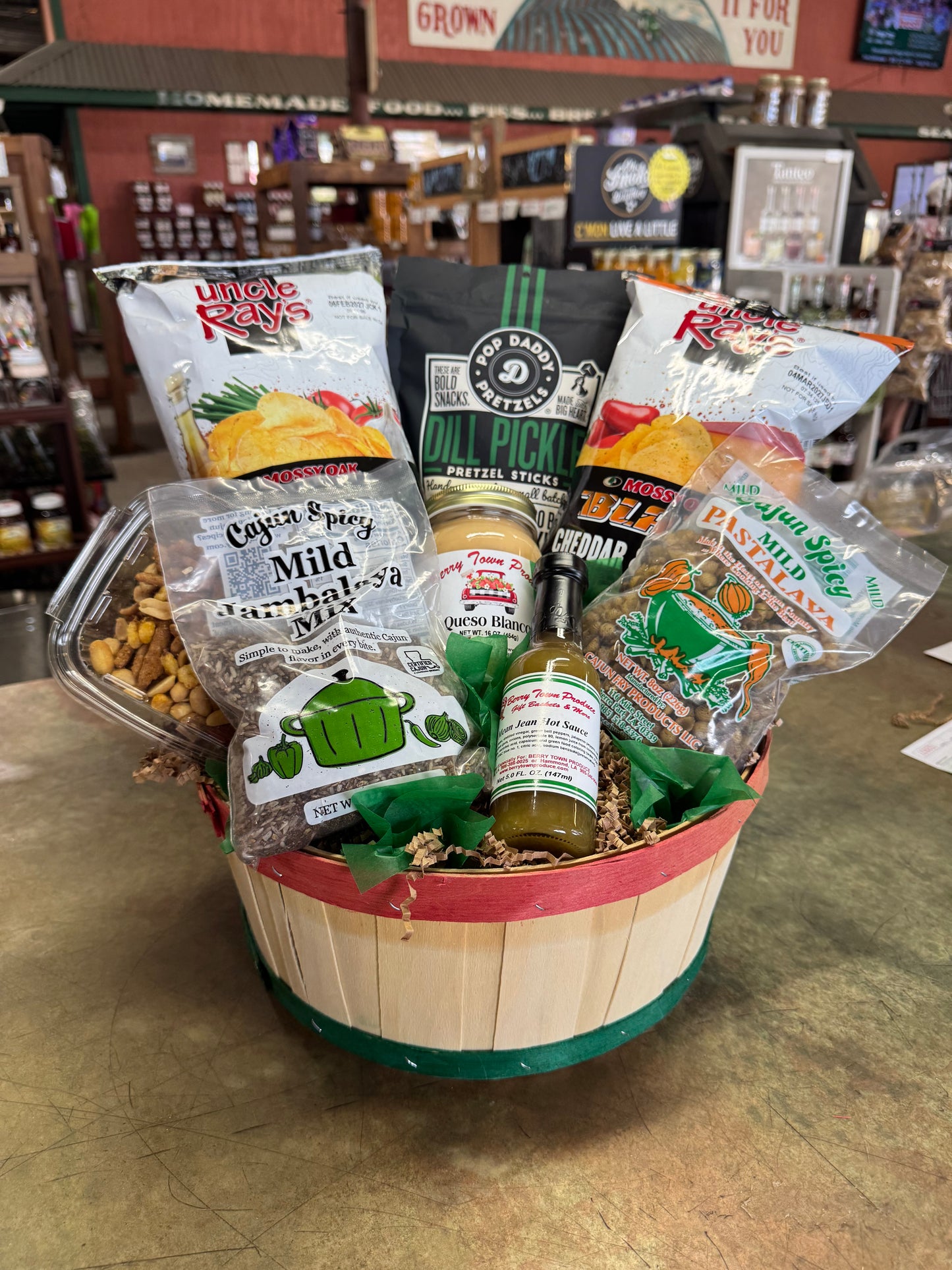 The Hunter Gift Basket