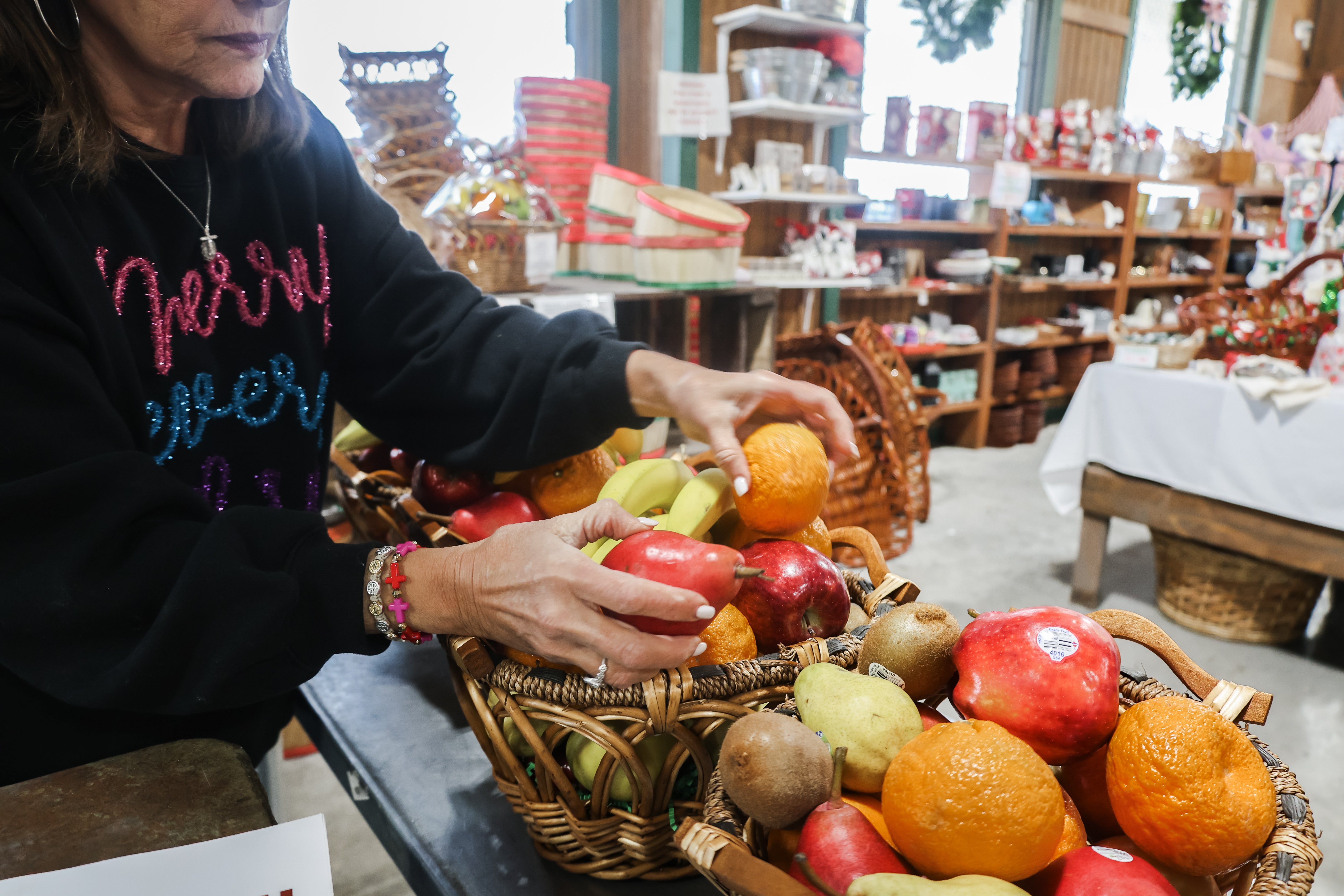 Gift Baskets – Berry Town Produce